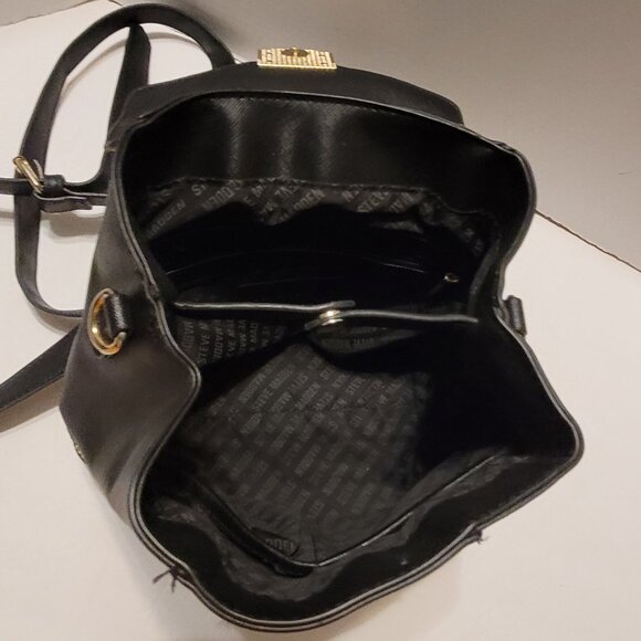 Steve Madden Backpack Purse Black and Cream inside pockets Bag - Picture 10 of 14